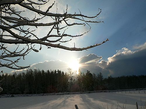 breaking-the-clouds-on-winter-day